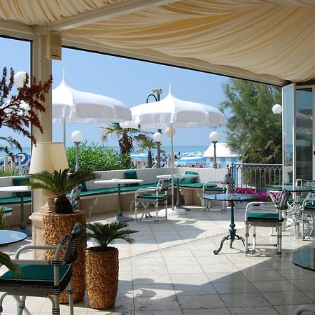 לידו די ג'סולו Hotel Montecarlo מראה חיצוני תמונה